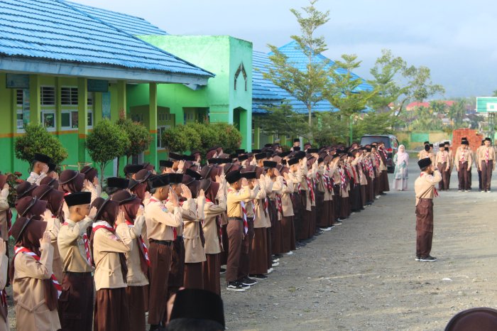 Apel Kedisiplinan di MTsN 1 Kerinci Perkuat Karakter dan Tanggung Jawab Warga Madrasah