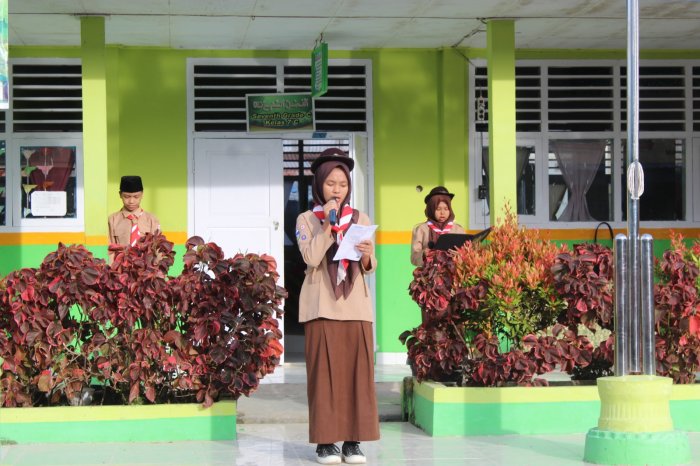 Berteman dengan Penjual Parfum atau Pandai Besi? Ini Pesan moral dari Kultum Amira