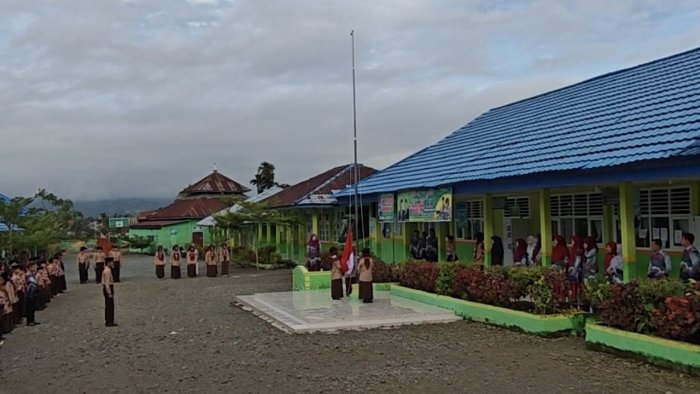 Apel Kedisiplinan Kamis Berbalut Seragam Pramuka, MTsN 1 Kerinci Tunjukkan Karakter Tertib dan Berintegritas