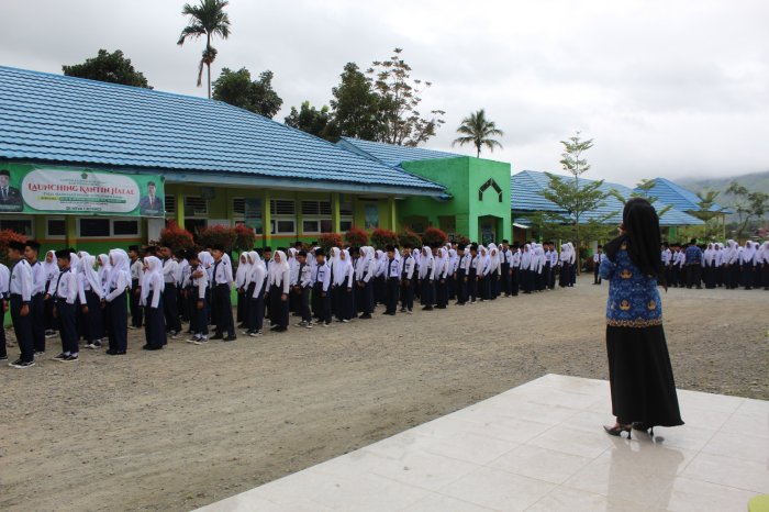 Dari Persiapan hingga Pelaksanaan Semangat Pahlawan Hidup di Hati Siswa MTsN 1 Kerinci.