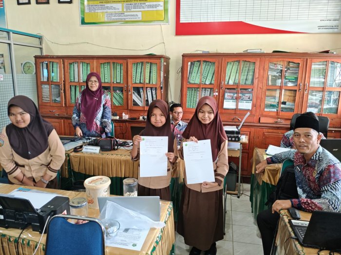 Jumlah Pendaftar Meningkat, PMBM MTsN 1 Kerinci Berlangsung Lancar dan Tertib
