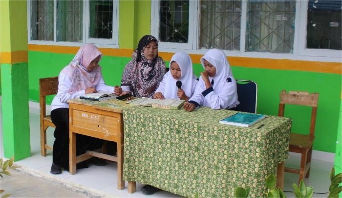 Tadarus Pagi Warnai Awal Pembelajaran di MTsN 1 Kerinci  Khalista dan Bilqis Jadi Petugas Hari Ini