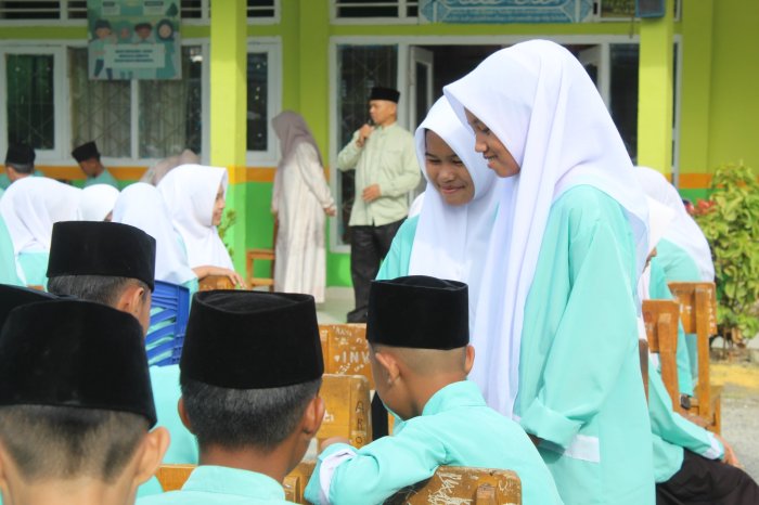 Kepedulian Siswa dan PTK MTsN 1 Kerinci: Dari Infaq Menuju Mushalla Impian