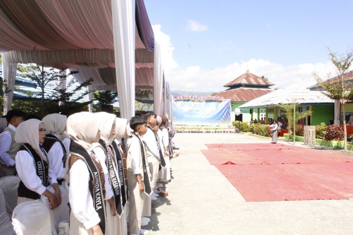 Tinggalkan Kenangan Indah, Siswa Kelas IX MTsN 1 Kerinci Siap Lanjut Pendidikan Tinggalkan Kenangan Indah, Siswa Kelas IX MTsN 1 Kerinci Siap Lanjut Pendidikan