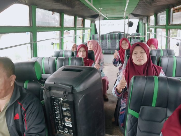 Berangkat Bersama, Peduli Sesama: PTK MTsN 1 Kerinci Manfaatkan Bus Madrasah