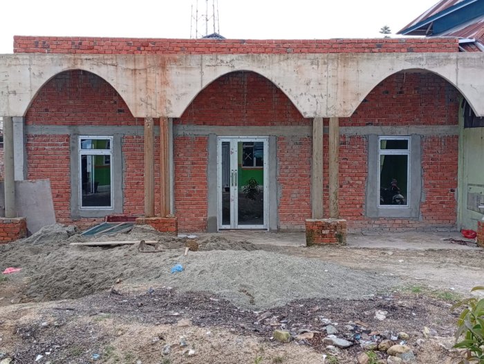 Pembangunan Mushola MTsN 1 Kerinci Terus Berlanjut, Pintu dan Jendela Sudah Terpasang Pembangunan Mushola MTsN 1 Kerinci Terus Berlanjut, Pintu dan Jendela Sudah Terpasang