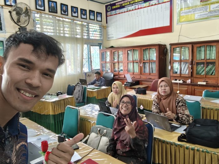 Pegawai Tata Usaha Tetap Hadir dan Laksanakan Pelayanan Optimal di Tengah Suasana WFH