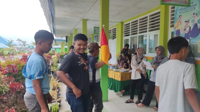 Perkuat Pembinaan Pramuka, DKR Air Hangat Timur Sambangi Gudep MTsN 1 Kerinci