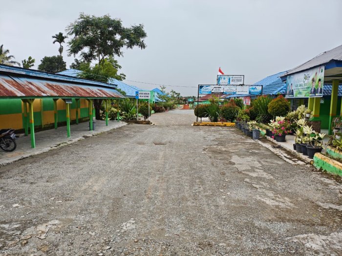 Lingkungan Bersih dan Asri, MTsN 1 Kerinci Cerminkan Kepedulian terhadap Kebersihan