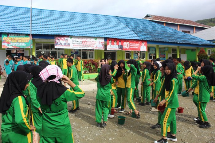 MTsN 1 KERINCI CIPTAKAN LINGKUNGAN BELAJAR YANG NYAMAN