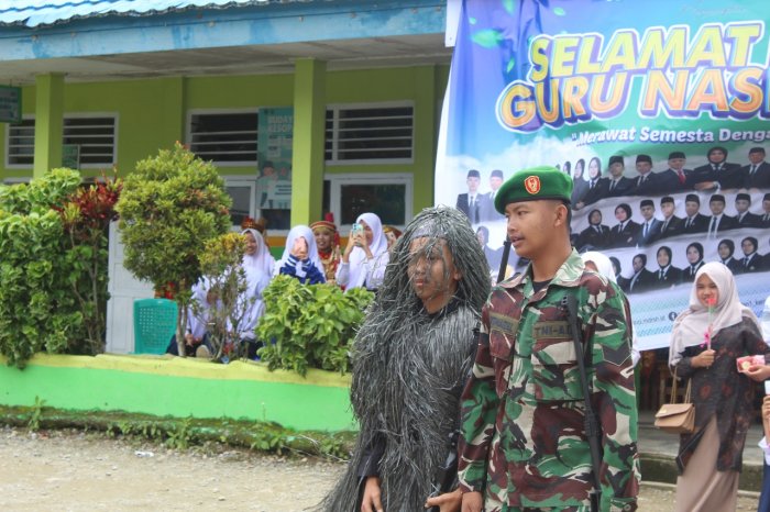 Unik dan Inspiratif: Cosplay Siswa MTsN 1 Kerinci Jadi Sorotan di Hari Guru Nasional