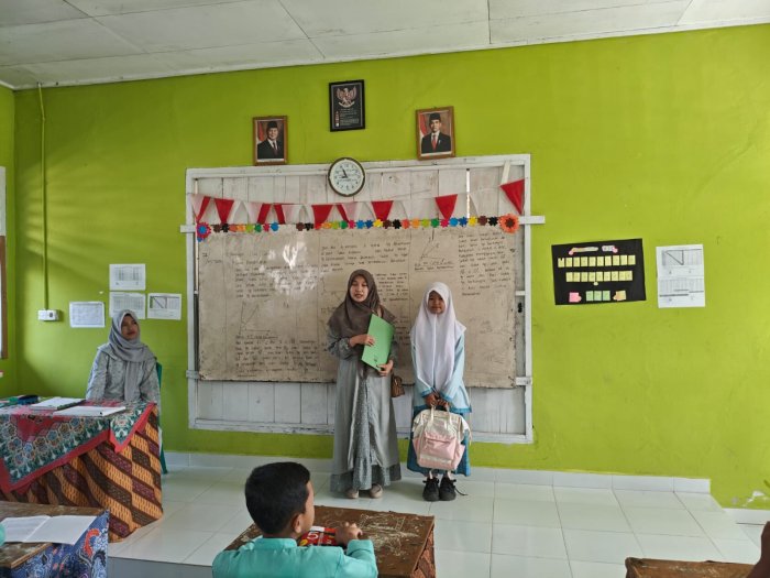 MTsN 1 Kerinci Sambut Kehadiran Siswi Baru Pindahan