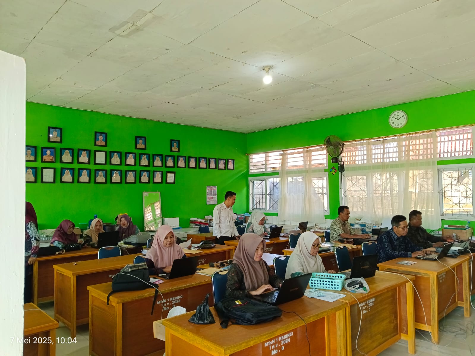 MTsN 1 Kerinci Lakukan Pengisian RDM Kelas IX, Bukti Komitmen terhadap Penilaian Berkualitas