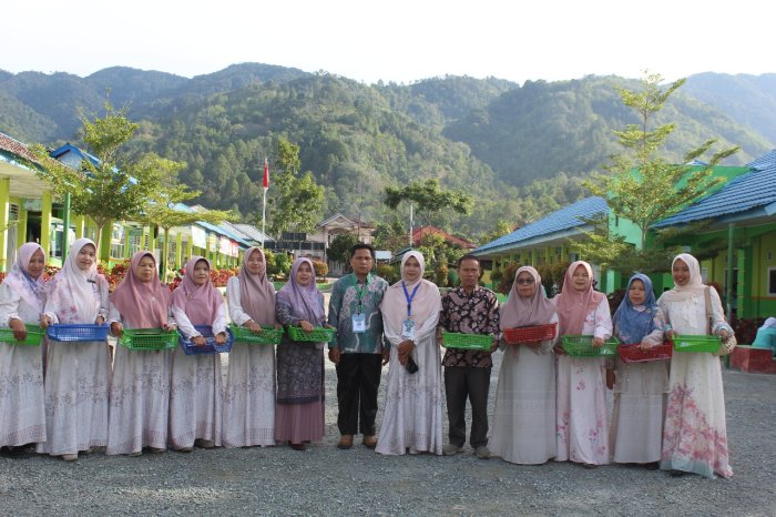 Setiap Kelas Terapkan Pengawas Ujian Berbasis Android dengan Keranjang Pengumpulan HP di Jam Istirahat