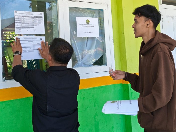 Panitia MTsN 1 Kerinci Matangkan Persiapan Ujian Panitia MTsN 1 Kerinci Matangkan Persiapan Ujian