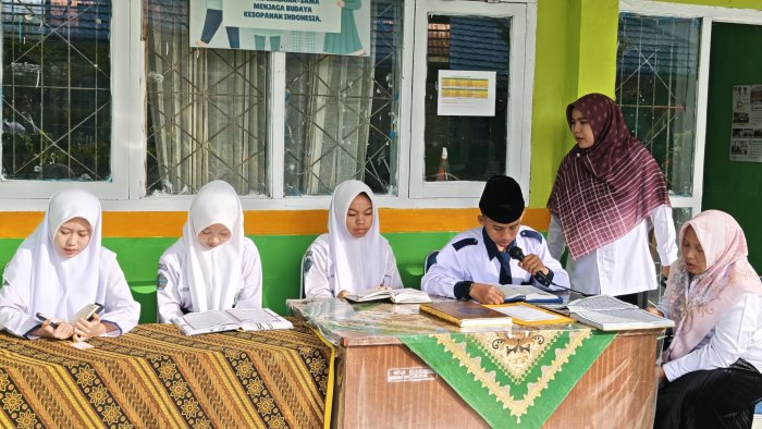 Tadarus Pagi Ramadan, MTsN 1 Kerinci Perkuat Iman dan Karakter Siswa