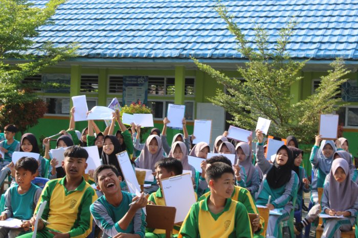 Penuh Tawa dan Ketegangan, Lomba Ranking 1 Jadi Magnet Antusias Siswa MTsN 1 Kerinci