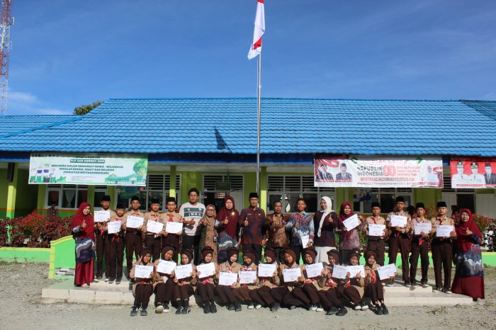 Foto Bersama Pramuka, Simbol Kebersamaan dan Kekompakan