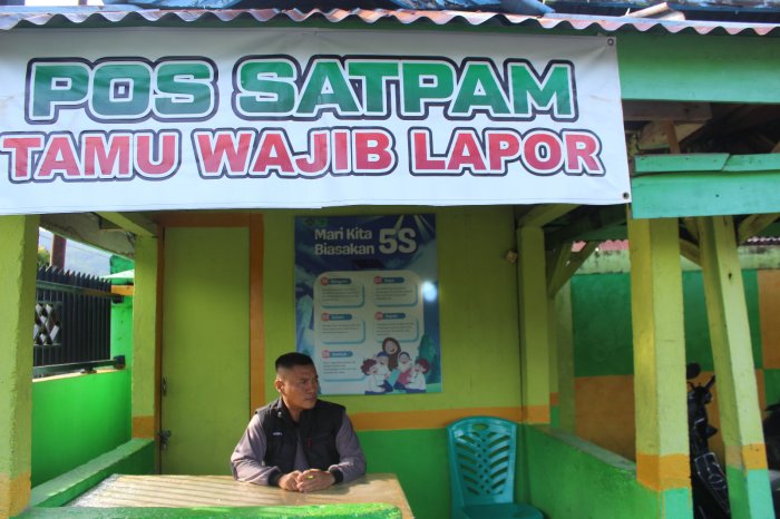 Pos Satpam MTsN 1 Kerinci Jadi Garda Terdepan Keamanan dan Ketertiban Madrasah Pos Satpam MTsN 1 Kerinci Jadi Garda Terdepan Keamanan dan Ketertiban Madrasah