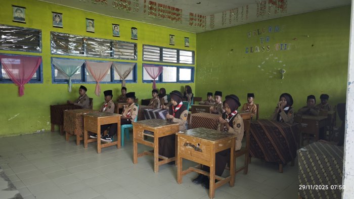 Ujian Praktik Hari Terakhir, Siswa Tampil dengan Seragam Pramuka Rapi dan Lengkap