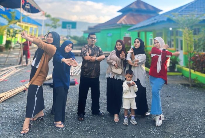 Sosok di Balik Layar: Guru Seni dan Panitia Jadi Motor Sukses Perpisahan MTsN 1 Kerinci Sosok di Balik Layar: Guru Seni dan Panitia Jadi Motor Sukses Perpisahan MTsN 1 Kerinci