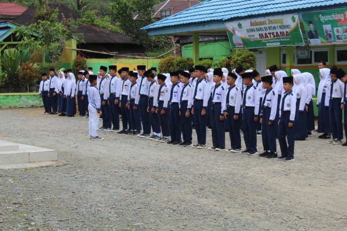 Semangat Pahlawan untuk Masa Depan Bangsa MTsN 1 Kerinci Siap Meneruskan Perjuangan dengan Ilmu dan Akhlak Mulia