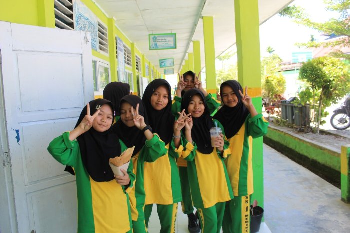 Its Break Time! — Cerianya Jam Istirahat di MTsN 1 Kerinci