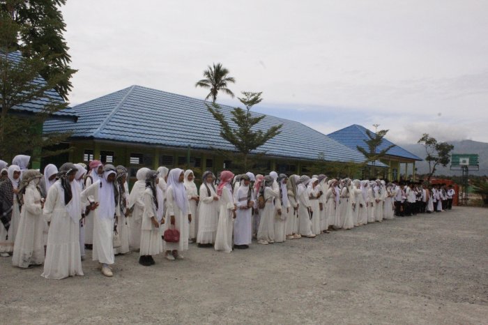 Tradisi Ramadhan yang Dinanti, Persiapan Pembagian Takjil di MTsN 1 Kerinci Penuh Makna