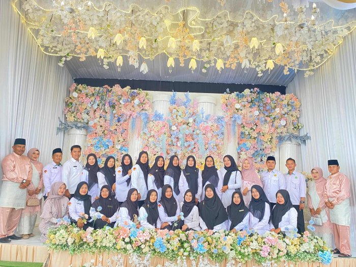 Perkuat Silaturahmi, MTsN 1 Kerinci Penuhi Undangan Masyarakat Sekitar Madrasah