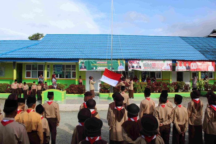 MTsN 1 Kerinci Laksanakan rutinitas setiap kamis kegiatan Apel Kedisiplinan