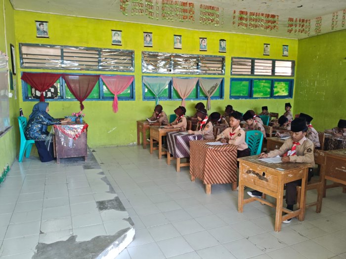 Pelaksanaan Ujian Madrasah Berjalan Lancar di MTsN 1 Kerinci