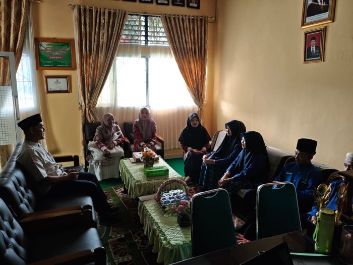 MTsN 1 Kerinci Sambut Sosialisasi Pendidikan dari Pesantren Nurul Haq