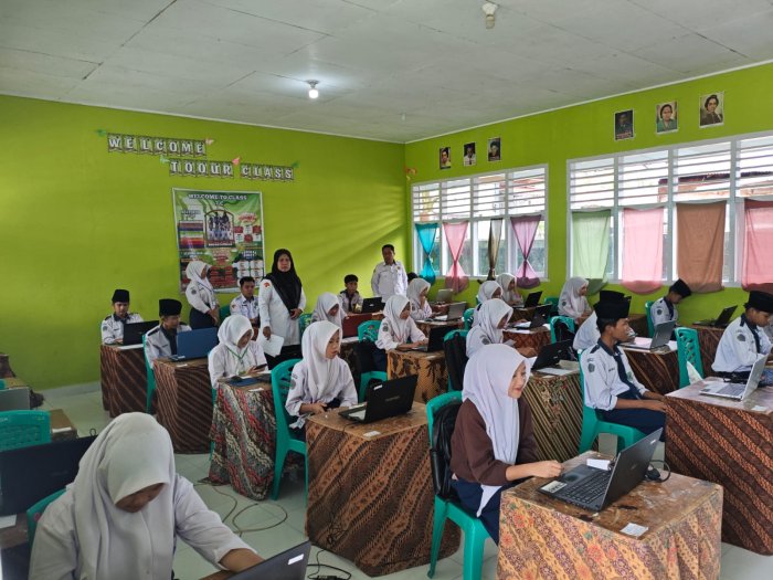 Pelaksanaan TKA (Tes Kemampuan Akademik) Berjalan Lancar di MTsN 1 Kerinci