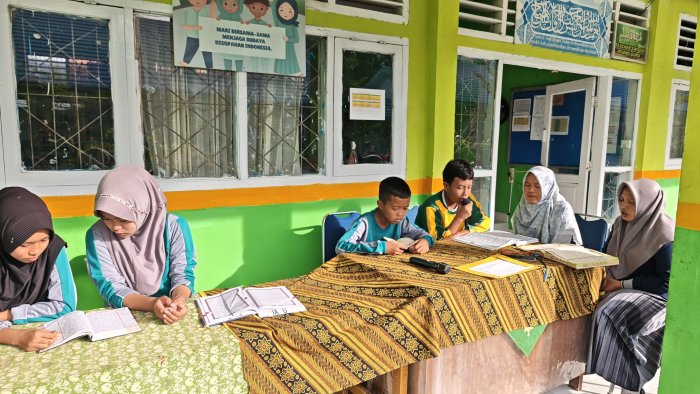 Setiap Pagi Makin Khusyuk! Tadarus Ramadhan MTsN 1 Kerinci Dipimpin Generasi Qurani