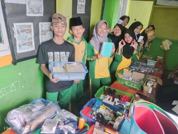 Kopsis MTsN 1 Kerinci Tumbuh Pesat, Wujudkan Belanja Nyaman di Madrasah