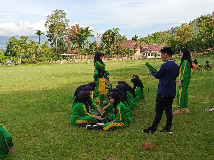 Kelas IX C dan IX D MTsN 1 Kerinci Tunjukkan Semangat Tinggi dalam Ujian Praktik Olahraga