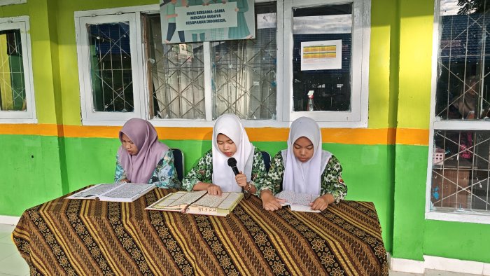 Pagi Hari Penuh Keberkahan, MTsN 1 Kerinci Jalankan Program Cinta Al-Quran