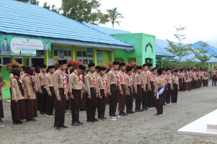 Wujudkan Karakter Tertib, MTsN 1 Kerinci Laksanakan Apel Kedisiplinan oleh Kelas 7E