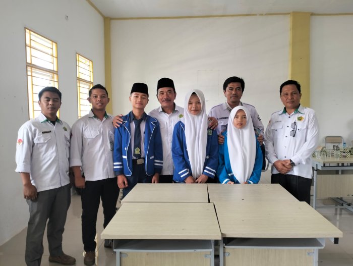 Tantang Kemampuan Sains, MTsN 1 Kerinci Ikuti OMI IPA Tingkat Kabupaten Kerinci Tantang Kemampuan Sains, MTsN 1 Kerinci Ikuti OMI IPA Tingkat Kabupaten Kerinci