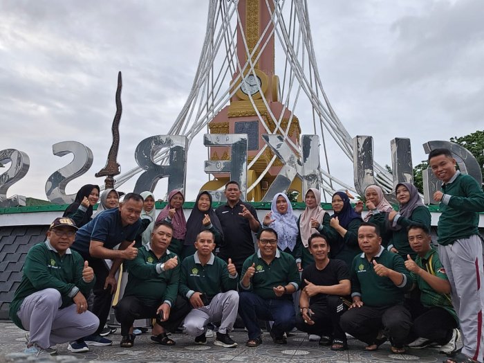 Kepala Madrasah dan Peserta Bimtek KBC AK II Gelar Jalan Santai: Langkah Bersama Bangun Kesadaran Diri