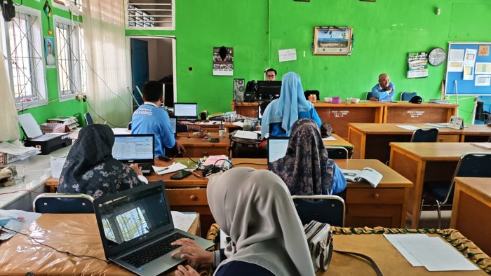 Optimalisasi Data Madrasah, MTsN 1 Kerinci Laksanakan Pengisian RDM Secara Serentak