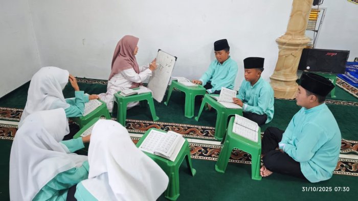 Semarak Religi di MTsN 1 Kerinci: Semua Firqah Laksanakan Tahsin di Mushalla Baitul Ilmi