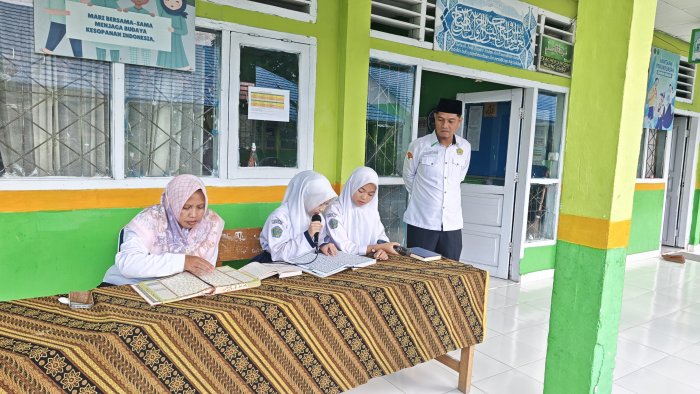 Mengawali Hari dengan Kalam Ilahi, Tradisi Ini Tak Pernah Putus di MTsN 1 Kerinci