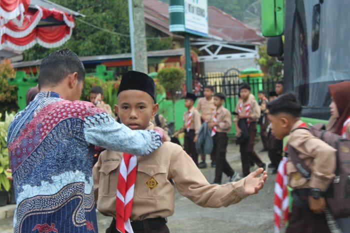 MTsN 1 Kerinci Perkuat Kedisiplinan Siswa Demi Lingkungan Belajar yang Tertib