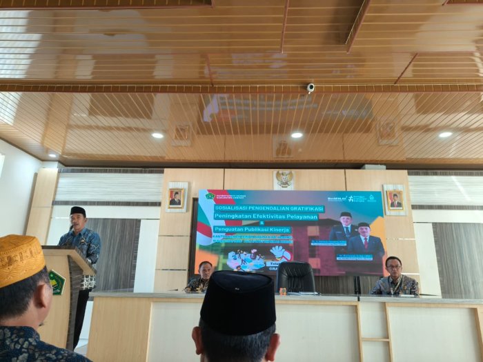 Ibuk Hasminiyeti. S, S.Ag.,M.Pd Hadiri Sosialisasi Penguatan Tata Kelola Pemerintahan yang Baik, Bersih, dan Melayani.