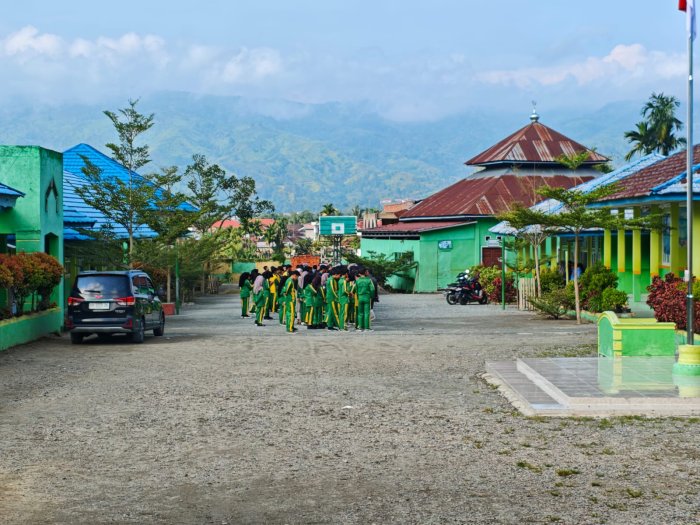 Libur Sekolah Dimanfaatkan Siswa Siswi untuk Beristirahat dan Berkumpul Bersama Keluarga