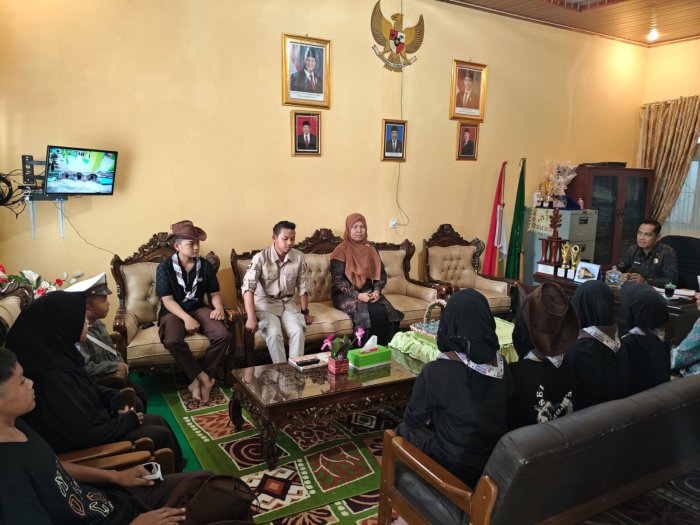 Menuju Bumi Perkemahan, Siswa MTsN 1 Kerinci Dapat Pembekalan dari Kepala Madrasah Menuju Bumi Perkemahan, Siswa MTsN 1 Kerinci Dapat Pembekalan dari Kepala Madrasah