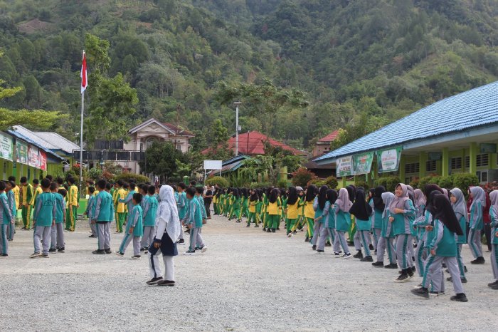 Musik, Gerak, dan Tawa! Beginilah Cerianya Sabtu Pagi di MTsN 1 Kerinci!