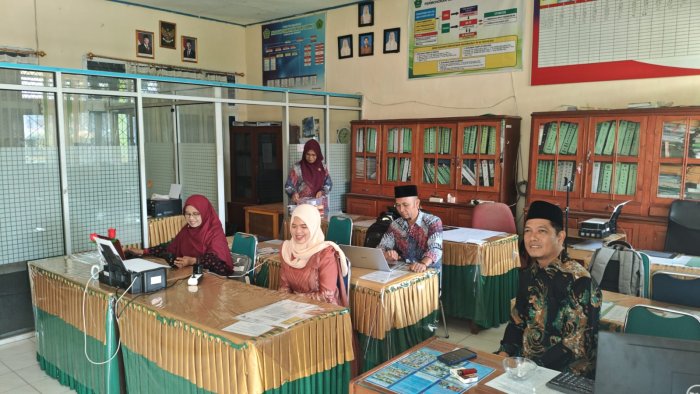 Pegawai MTsN 1 Kerinci Kembali Aktif Usai Lebaran