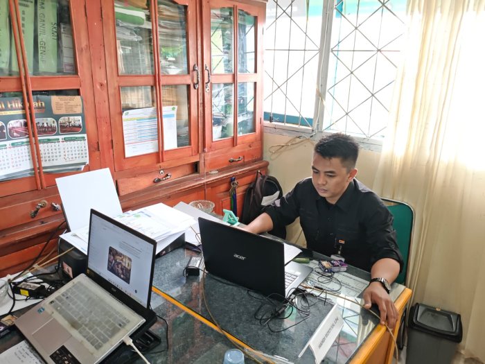 Panitia PMBM MTsN 1 Kerinci Matangkan Persiapan Nomor Peserta untuk Kelancaran Pendaftaran Panitia PMBM MTsN 1 Kerinci Matangkan Persiapan Nomor Peserta untuk Kelancaran Pendaftaran